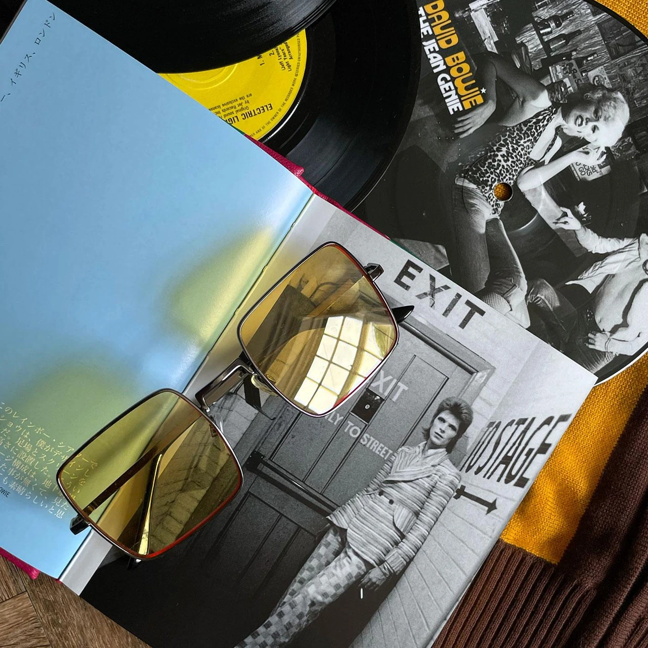 Harrison Retro 1960s Square Sunglasses In Green - Image 2